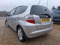 Used Honda Jazz EX 100 HP (73 kW) 2009 Silver Hatchback