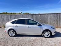 Used Ford Focus Zetec 99 HP (72 kW) 2010 Silver Hatchback