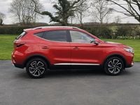 Used MG ZS Exclusive 106 HP (77 kW) 2024 Red SUV