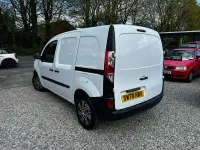 Begagnad Renault Kangoo Business 2021 Vit Minibuss