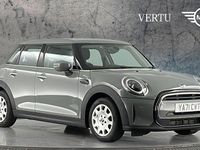 Usado Mini ONE Classic 102 CV (75 kW) 2022 Gris Utilitario