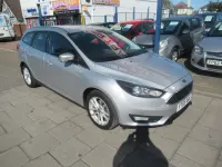 Used Ford Focus Zetec 120 HP (88 kW) 2015 Silver Estate