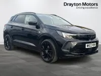 Second-hand Vauxhall Grandland X GS Line 130 CP (95 kW) 2022 Negru SUV