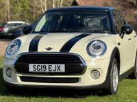 Used Mini Cooper Classic 136 HP (100 kW) 2019 White Hatchback