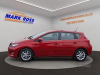 Used Toyota Auris 2014 Red Hatchback
