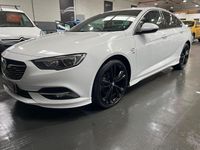 Used Vauxhall Insignia Sport 170 HP (125 kW) 2018 White Hatchback