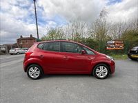 Used Hyundai ix20 Active 90 HP (66 kW) 2011 Red Hatchback