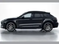 New Porsche Macan 261 HP (191 kW) 2026 Black SUV