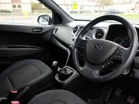 Used Hyundai i10 GO! 65 HP (47 kW) 2018 Blue Hatchback