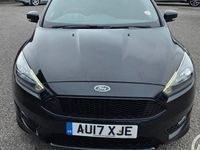 Usado Ford Focus ST-Line 120 HP (88 kW) 2017 Preto Citadino