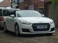 Used Audi TT Roadster Sport 180 HP (132 kW) 2016 White Cabriolet