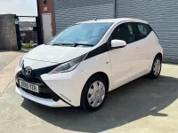 Used Toyota Aygo X-play 69 HP (50 kW) 2015 White Hatchback
