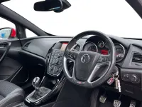 Used Vauxhall Astra GTC 276 HP (202 kW) 2017 Red Coupe
