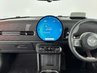 Używany Mini Cooper Hatch 113 kW (154 KM) 2025 Szary Hatchback
