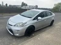 Used Toyota Prius 2015 Silver Hatchback