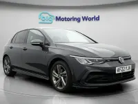 Used VW Golf VIII R-line 131 HP (96 kW) 2024 Hatchback