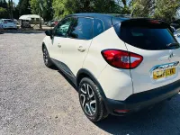 Used Renault Captur Dynamique 90 HP (66 kW) 2015 White SUV