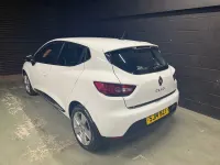 Used Renault Clio IV Dynamique 75 HP (55 kW) 2014 White Hatchback