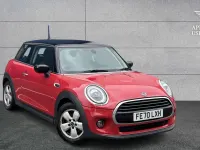 Używany Mini Cooper Classic 136 KM (100 kW) 2021 Czerwony Hatchback