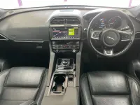 Second-hand Jaguar F-Pace R-Sport 180 CP (132 kW) 2019 Argintiu SUV