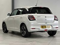 Used Suzuki Swift 82 HP (60 kW) 2025 Pure white pearl metallic Hatchback