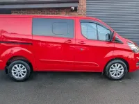 Used Ford 300 Limited 170 HP (125 kW) 2022 Red Van