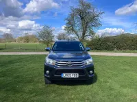 Używany Toyota HiLux 150 KM (110 kW) 2019 Szary Pickup