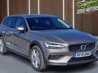 Usado Volvo V60 CC Plus 190 HP (139 kW) 2019 Cinzento Carrinha