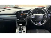 Used Honda Civic SR 126 HP (92 kW) 2019 Red Hatchback