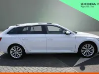 Used Skoda Superb LAURIN & KLEMENT 190 HP (139 kW) 2022 Moon white metallic Estate