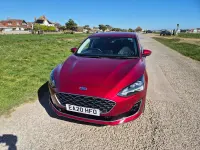 Used Ford Focus Vignale 185 HP (136 kW) 2020 Ruby red pearlescent Hatchback
