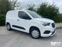 Używany Vauxhall Combo Sportive 100 KM (73 kW) 2019 Biały Minivan