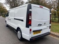 Gebraucht Vauxhall Vivaro Sportive 125 PS (91 kW) 2018 Weiß Van / Kleinbus