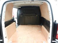Second-hand Peugeot Partner 131 CP (96 kW) 2020 Alb Monovolum