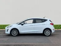 Second-hand Ford Fiesta Titanium 125 CP (91 kW) 2021 Alb Hatchback