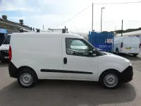 Used Vauxhall Combo 105 HP (77 kW) 2016 White MPV