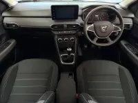 Używany Dacia Jogger Comfort 110 KM (80 kW) 2022 Biały Minivan