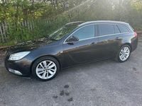 Used Vauxhall Insignia SRi 160 HP (117 kW) 2012 Black Estate