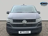 Begagnad VW Transporter Startline 150 HK (110 kW) 2021 Grå Van