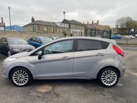Used Ford Fiesta Titanium 96 HP (70 kW) 2012 Silver Hatchback