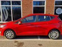 Gebraucht Ford Fiesta Trend 2022 Rot Kleinwagen