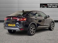Begagnad Renault Arkana Version S 145 HK (106 kW) 2022 Svart SUV