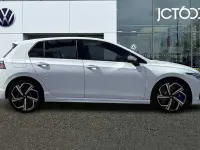 Usado VW Golf VIII R 333 HP (244 kW) 2025 Branco Citadino