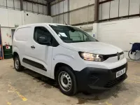 Used Citroën Berlingo 100 HP (73 kW) 2024 White MPV