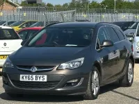 Used Vauxhall Astra SRi 136 HP (100 kW) 2015 Grey Estate