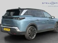 Used Peugeot 5008 GT 134 HP (98 kW) 2025 Blue SUV