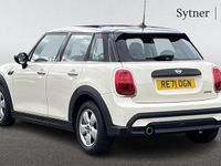 Used Mini Cooper Classic 134 HP (98 kW) 2021 White Hatchback