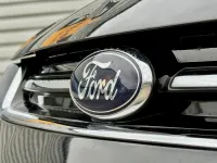 Usado Ford Kuga Titanium 140 HP (102 kW) 2014 Preto SUV