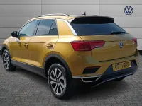 Used VW T-Roc Active 110 HP (80 kW) 2021 Yellow SUV