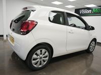 Used Citroën C1 Feel 82 HP (60 kW) 2017 White Hatchback